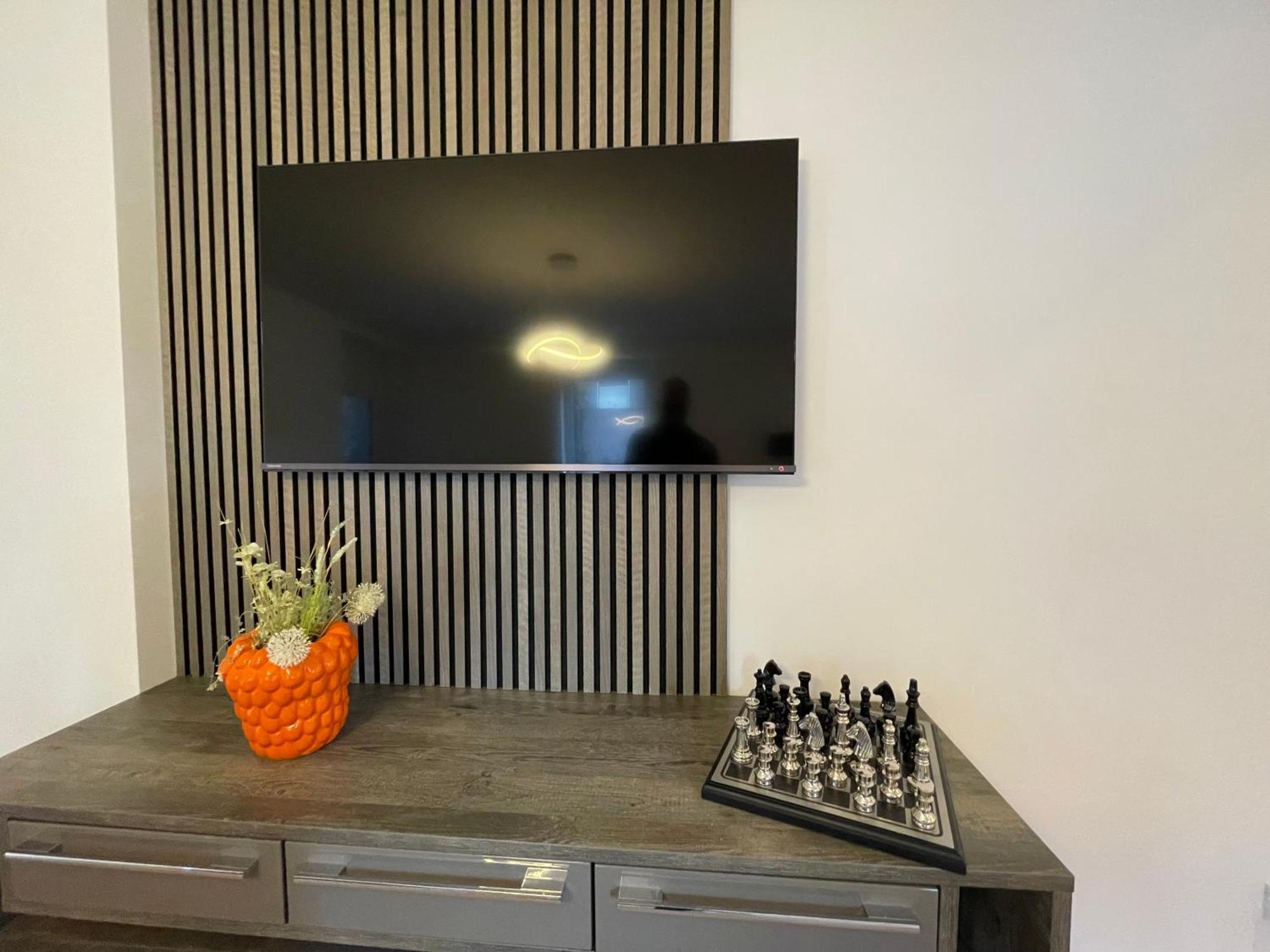 Luxurioese Ferienwohnung Mit Wellness Oase Saarburg Bagian luar foto